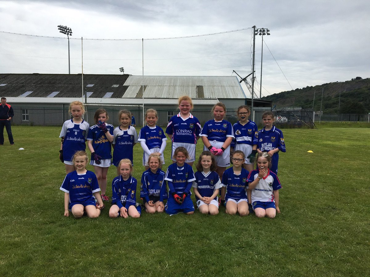 Massive thanks to Davy and @NewryShamrocks for the U-8 blitz and U-10 game this morning. Our players had a blast. We hit the #20x20 with 32 players. Also thanks to @Saval_GAC and @MayobridgeGAC for the games. #BlueSisters #KeepHerLit #LGFA @WarrenpointGAA