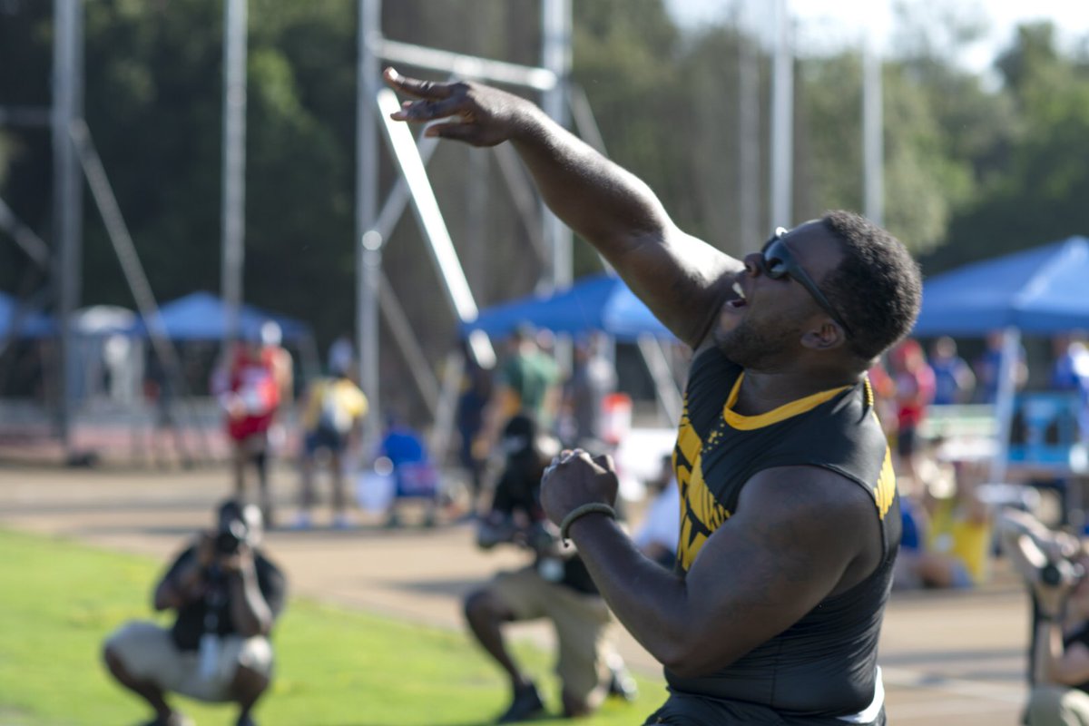 Our Warrior Games athletes are still going strong. #TeamArmy #TeamMarineCorps and #TeamAirForce are putting in work in Field competitions: Shot Put and Discus #BeInspired #warriorgames2019