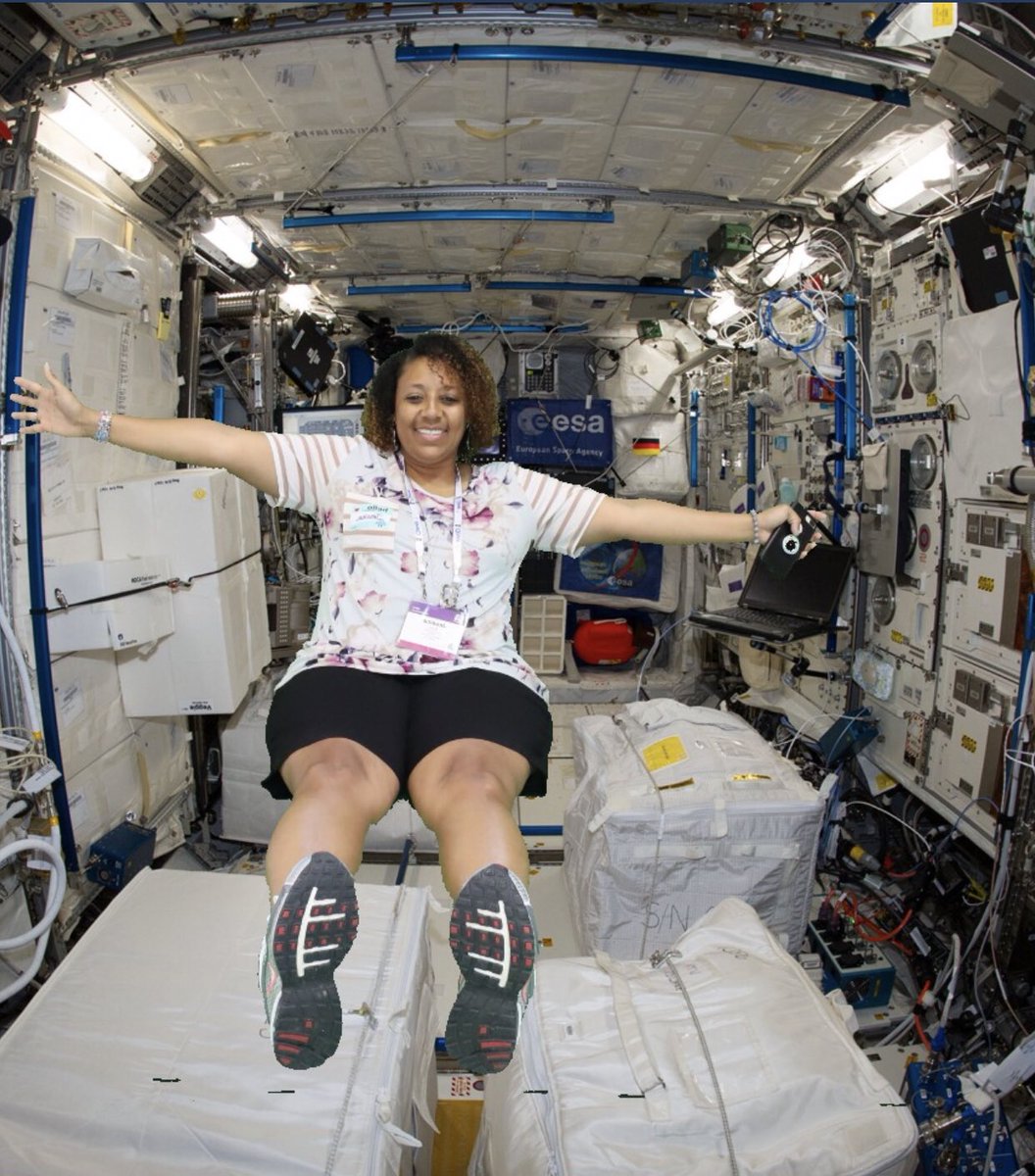 Jessica93469657's tweet image. #MicrosoftEDU #OpelikaEdTech #ISTE19 
Went to space for a few minutes!