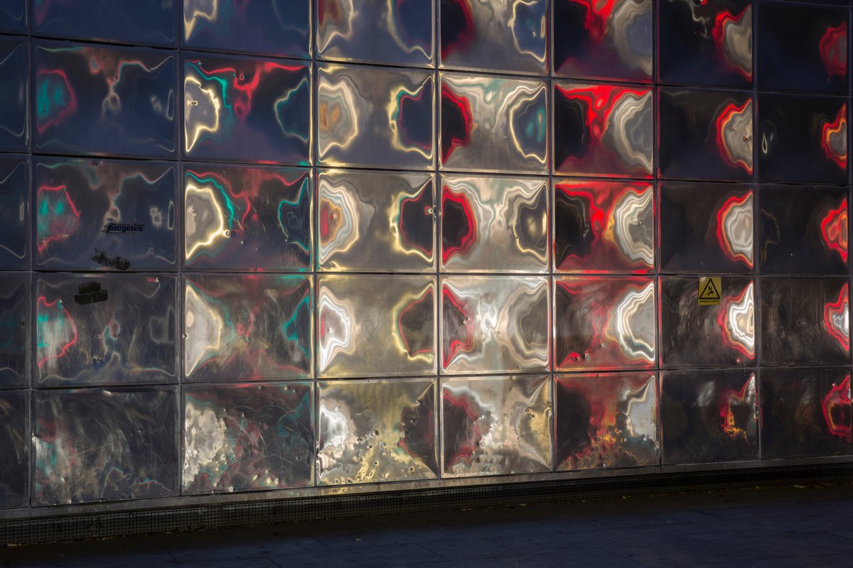 4/25: You might like to see a photo essay I made in Sicily about a massive concrete edifice, a series on people on their phones in Cuba, maybe a series about Bootscrapers of Dublin, or perhaps a look at a shiny memorial in London. I even manage to quote a  @neonneonband song.