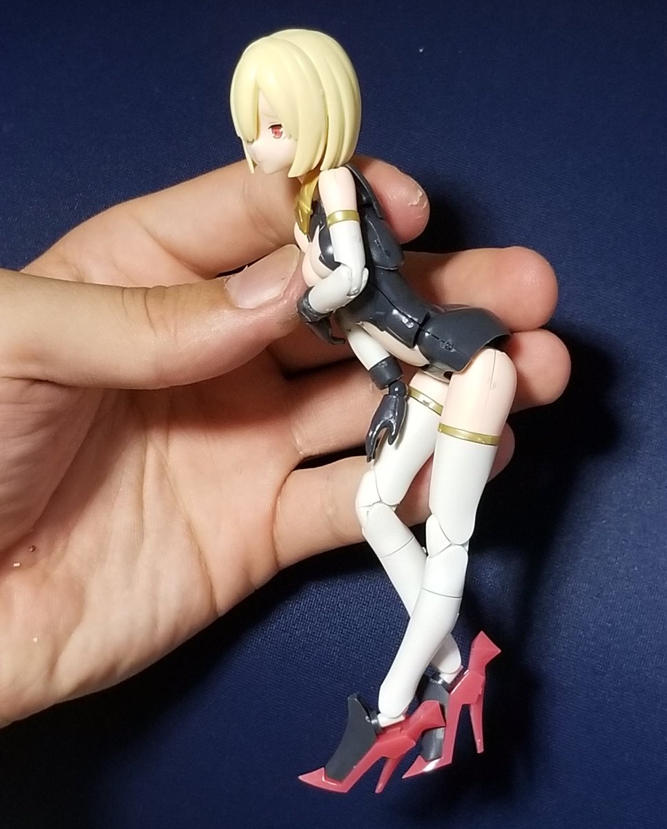 とりぴー ポーズ解説本販売中 No Twitter 女性らしい動きって ブロック図にして横から見るとこんな感じ とりポージング