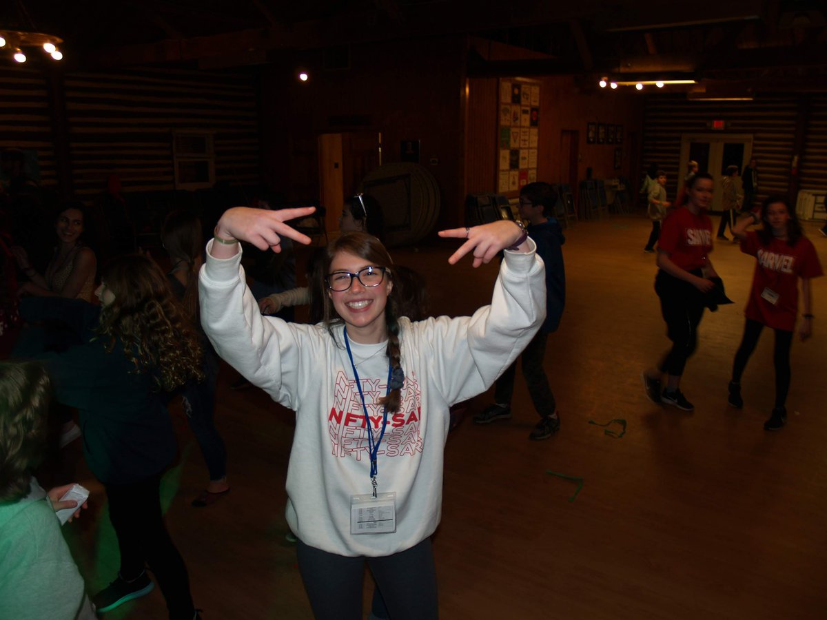 SAR_PVP's tweet photo. Hi friends! This is Lily Shinn, your NFTY-SAR 2019-2020 Programming Vice President signing on!! I am so excited to get this fantabulous year started :) https://t.co/VzTPPiimVc