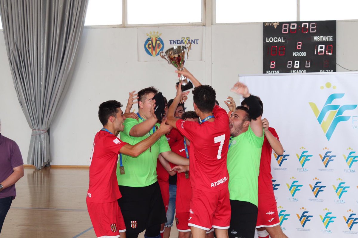 FFCV_info's tweet photo. Final de #CopaFFCV de #Futsal en Villarreal (Castelló), categoría Juvenil
🥇Navarti Onda
🥈@vilasport
Enhorabuena a los dos! 👏🏼
#Futsalvalenciana https://t.co/UzdRwi14vj