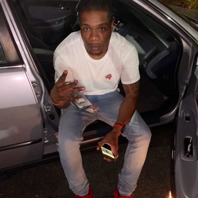 SilenttRu400's tweet photo. #NewProfilePic https://t.co/PYnLc5NRQr