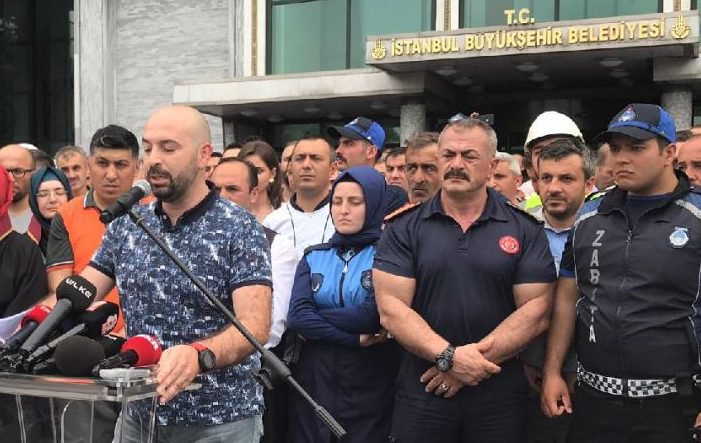 Şuraya toplu bir istifa fotoğrafı bırakalım!

#HerŞeyÇokGüzelOldu