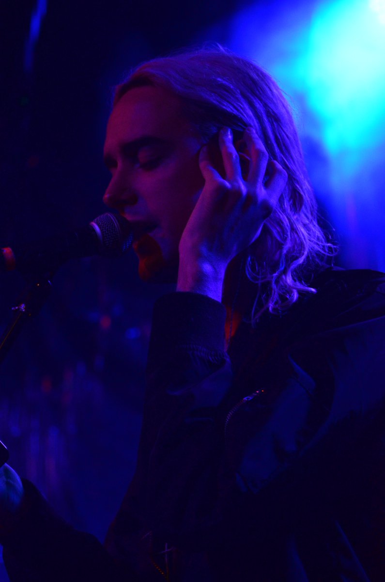 ⚡️AHORA⚡️

Prueba de sonido de @Vanity_Sexx y <a href="/fages/">life</a> en #JJCircuitoCultural. Ya estamos listos para recibirles y vivir este episodio #2 de <a href="/miernesradio/">Miernes</a> ft <a href="/futurockOk/">Futurock.fm</a>
.
.
¡Les esperamos!