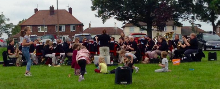 SandallPark's tweet photo. Our very own Junior Ranger Archie taking time out from his exacting duties to enjoy Music in the Park: Sandall Park style.Thank you very much @DCB_ConcertBand for a fabulous afternoon of entertainment @MyDoncaster @VisitDoncaster #doncasterisgreat #whatparksarefor @DonnyFreePress https://t.co/q9jQ1xB4m9