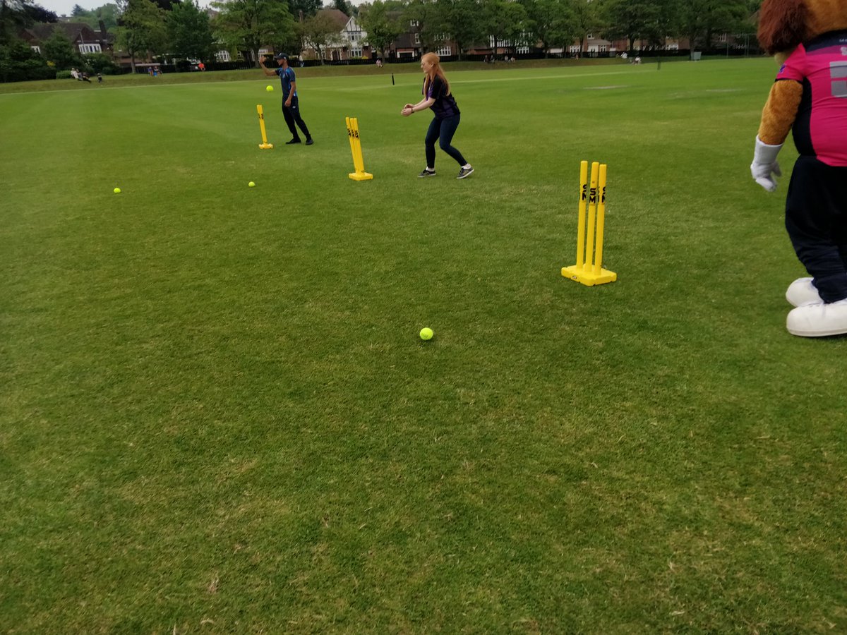 Great day today @LTICC  with @NorthantsCCC promoting cricket with @Cricket_East @LutonNews_LTFC for a great cause @WicketzLuton @LordsTaverners children were given a coaching session by @NorthantsRC @ACricketAwards @marifdotme @ECB_cricket @martin_darlow @LutonSchGames @teamBEDS