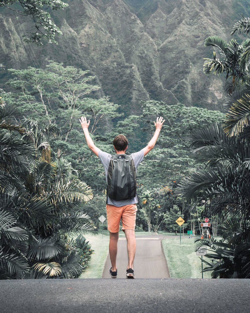 La vidéo de Hawaii sort dans quelques jours !! 🎥🌴💥
.
#filmmaker #photographe #hawai #hawaii