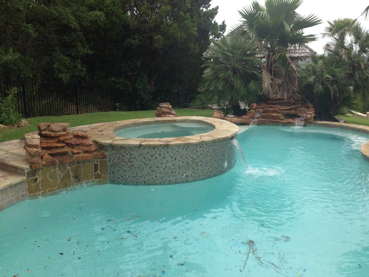 EasyPools's tweet image. At Easy Pools we get the funk out!