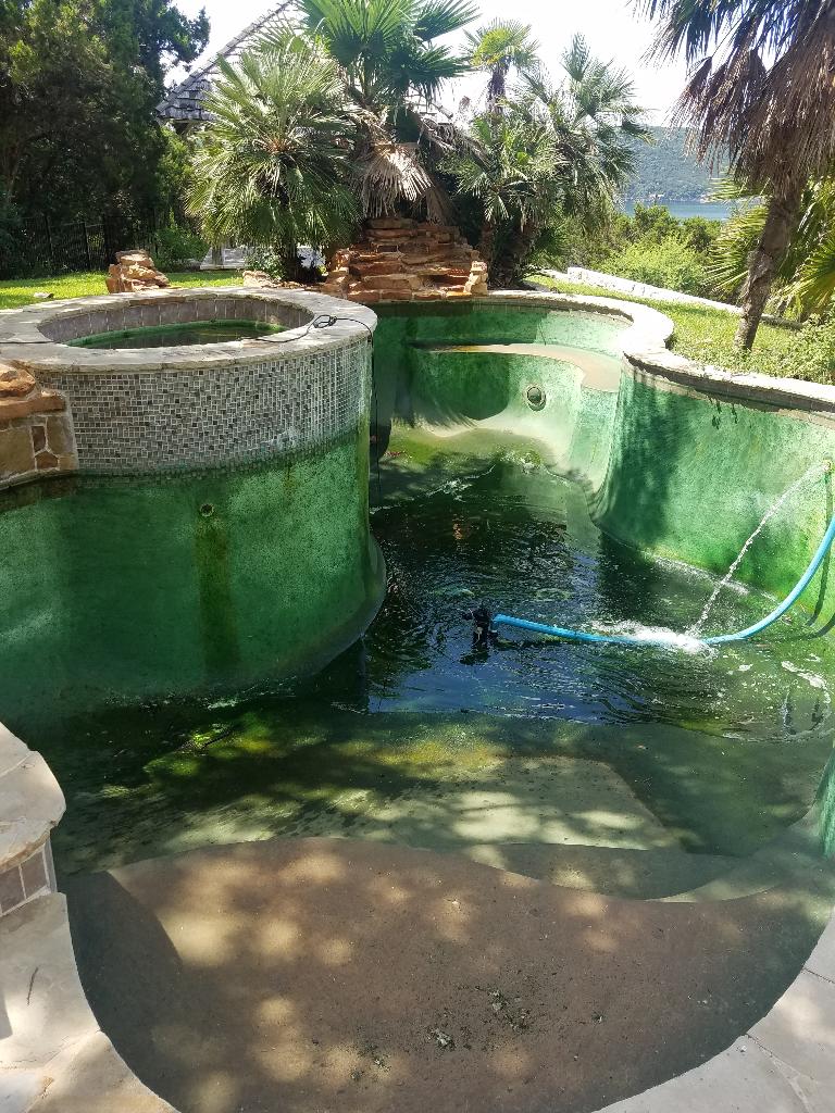 EasyPools's tweet image. At Easy Pools we get the funk out!