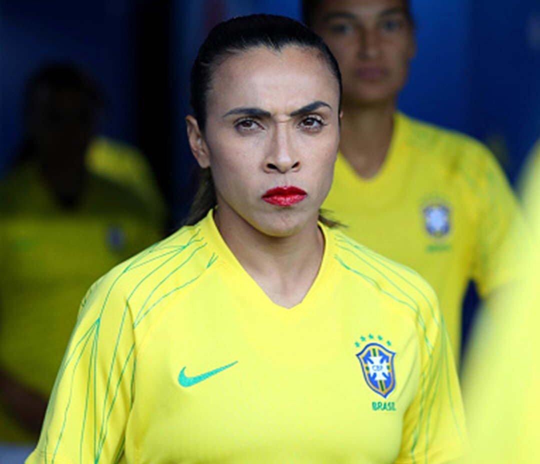aperryxonada's tweet image. Essa é a Marta da sorte, repasse ela e seremos campeãs da copa  #BRAxFRA