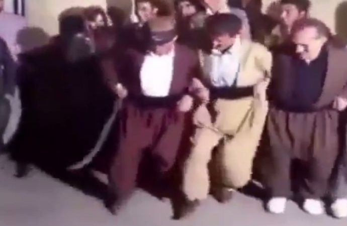 ‘Hay Allah doğruymuş’! Seçim sonrası sosyal medyada en çok paylaşılan Selahattin Demirtaş’ın 2016’da attığı video oldu
tele1.com.tr/hay-allah-dogr…