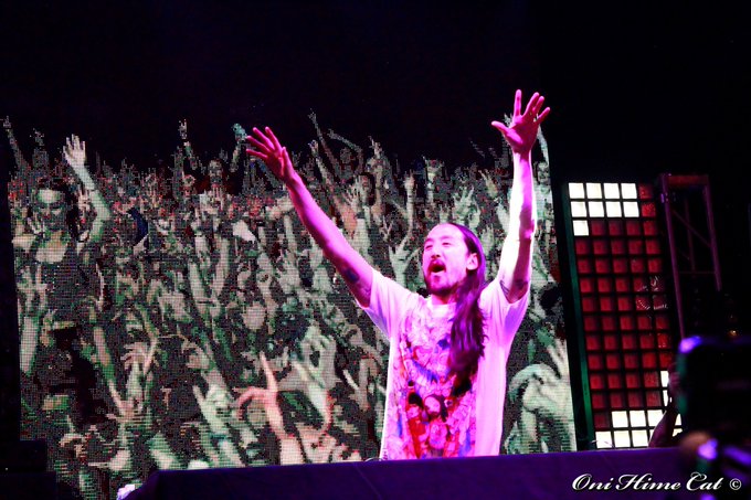 Nos fue bastante bien con @steveaoki  :) #Fremont #FremontStreet #FremontTheExperience https://t.co/<a class="tags" target="_blank" title="On Twitter" href="/?out=eyJ0eXAiOiJKV1QiLCJhbGciOiJIUzUxMiJ9.eyJpYXQiOjE3MjI5NjA4ODQsImlzcyI6InR3cG9ybnN0YXJzLmNvbSIsIm5iZiI6MTcyMjk2MDg4NCwiZXhwIjoxNzU0NDk2ODg0LCJyZWRpcmVjdF91cmwiOiJodHRwczovL3R3aXR0ZXIuY29tL3N0ZXZlYW9raSJ9.INAyatObI8bQX5sK-GA9Z5mjuqFuMKZ-XtK9lm-lqGu4w0EQOOun-7kBI0HJT5tWLuAVLtLMSEhgfFnPAz5AdQ">@steveaoki</a><a href="/tag/fremont"class="tags">#Fremont</a><a href="/tag/fremontstreet"class="tags"><span>#fremontstreet</span></a><a href="/tag/fremonttheexperience"class="tags"><span>#fremonttheexperience</span></a>
