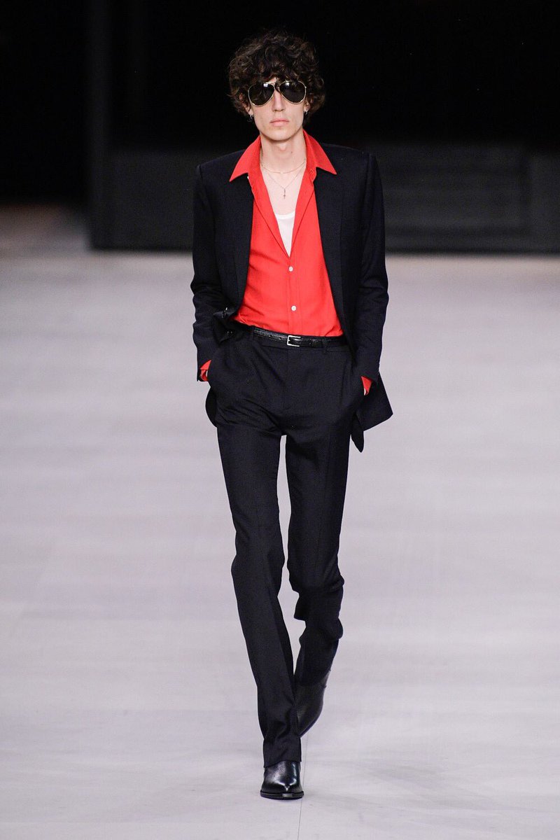 Shigeaki Arai Celine ss 80年代 ハリウッドスターのプライベートスタイル トレンドを支配していたデコラティブ カジュアルのアグリーなストリートを因数分解 ダサさ を引き継ぎながらデコラティブではなくシンプルに カジュアルからフォーマルへの