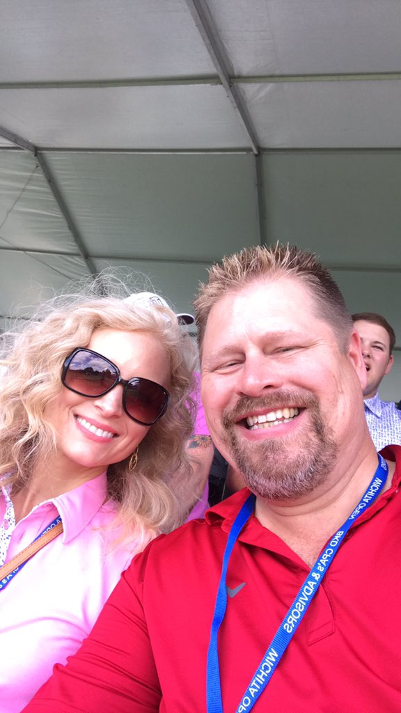 CoryHarkleroad's tweet image. #partee17  Enjoying the Wichita Open!  #Wichitarocks