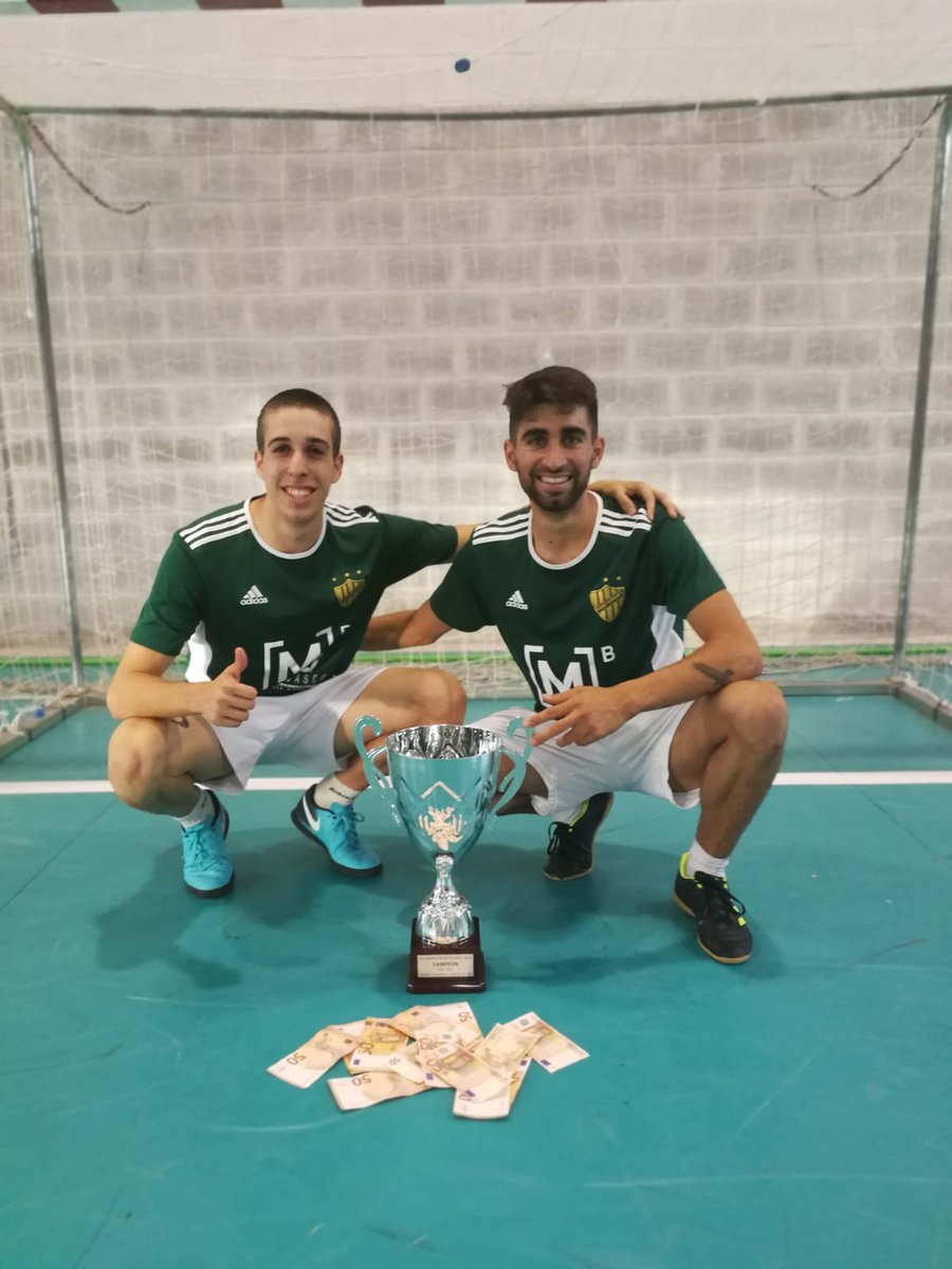 Y estos dos que?? 🙌 <a href="/xergiob/">Sergio Bueno</a> <a href="/javi38bernal/">Javi Bernal</a>