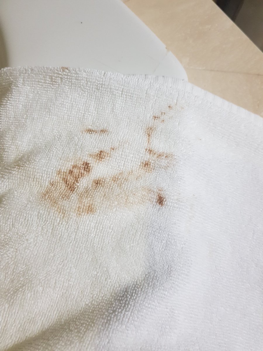 Matthew65934631's tweet photo. @HolidayTui Hi we went to dominican last november for my birthday and had a nightmare and complained 5 star was more like a 2 star . Where do i start smoke alarms were painted over  not connected  brown stains on towels wall lamps were hanging off the walls dirty rooms . https://t.co/lXW0wc0J8U