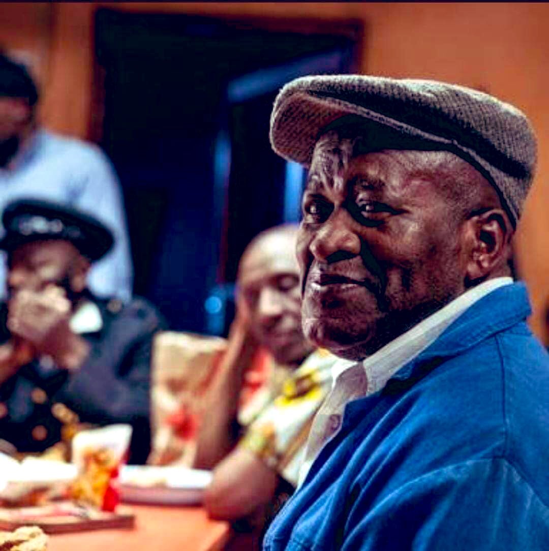 ComedyClout's tweet photo. Banyana Banyana should go via England to take Proteas and pass Egypt to collect Bafana Bafana and have a safe trip back home. 🇿🇦 #Afcon19 #Afcon https://t.co/M5et3aVUDU
