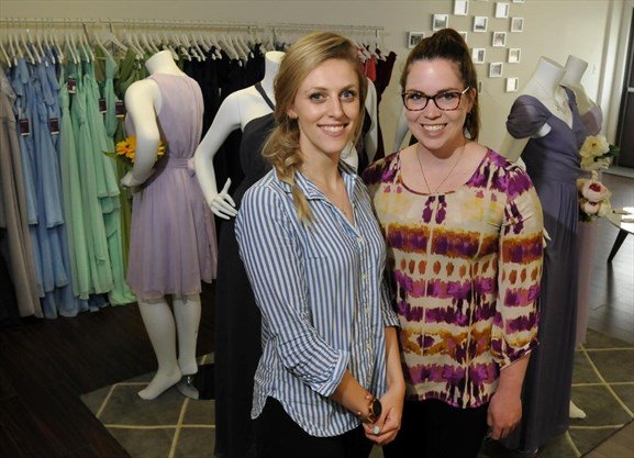 AltitudeAccel's tweet photo. Kitchener e-commerce startup @BridesMadeCA opens boutique:https://t.co/xsWVyaBImW #startupnews #RICClient https://t.co/yitgMyH1py