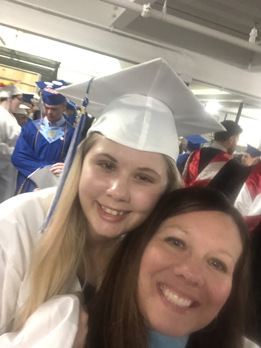 Batavia_BHS's tweet photo. More from the BHS class of 2019 https://t.co/GxUH8ynXrk