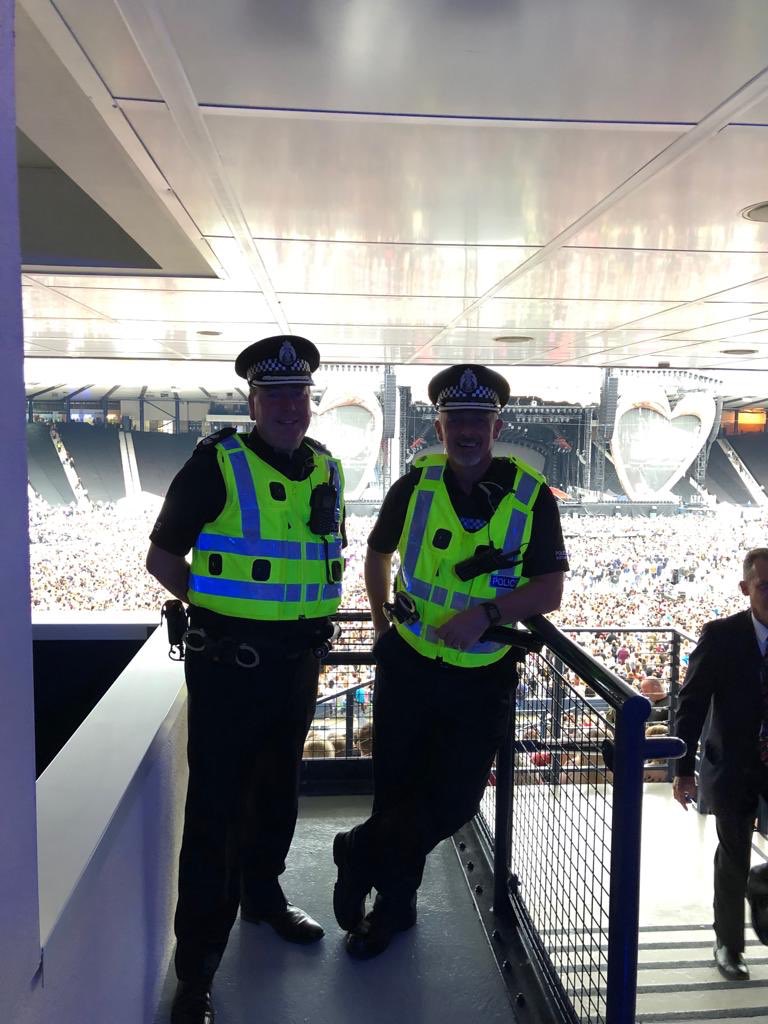 ChSuptMcInulty's tweet photo. @Hampdenpark getting ready for this evening’s #Pink concert. Great atmosphere in the stadium, in the event control room @GreaterGlasgPol are working in support of the event organisers and the event safety officer. Have a great evening everyone! #proudtoservegreaterglasgow https://t.co/8Nt9nWHMcU