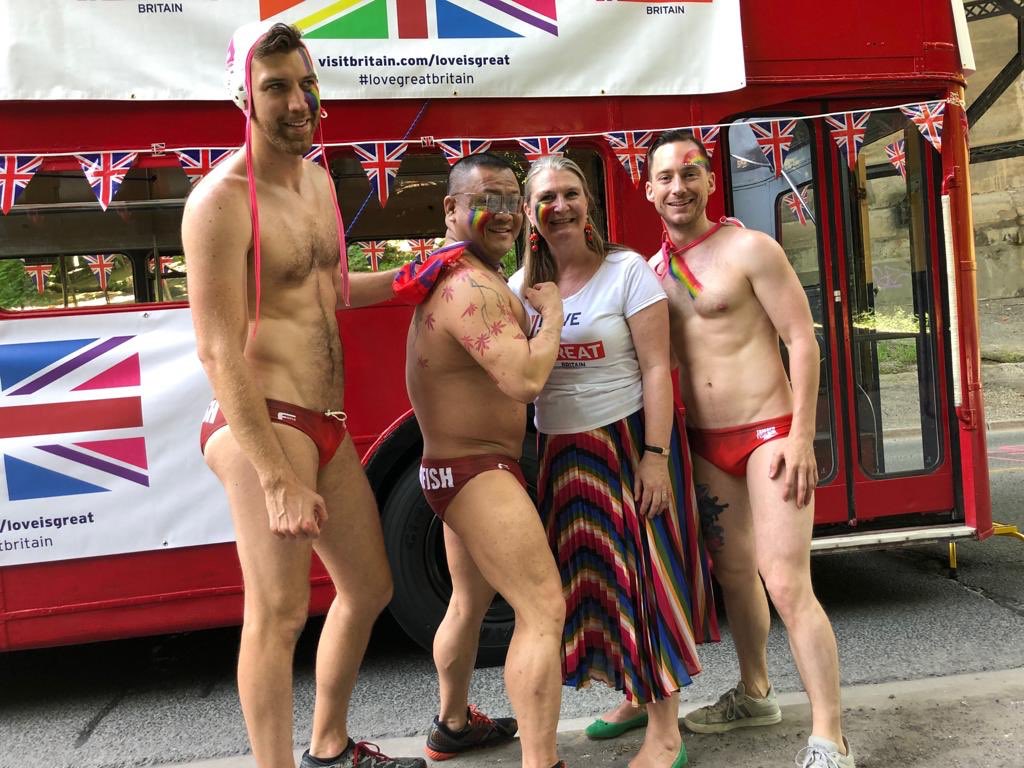 SusanleJeuneUK's tweet image. The highlight of the day @PrideToronto : finding out that our neighbours were @TOtriggerfish Guys, you are fabulous!