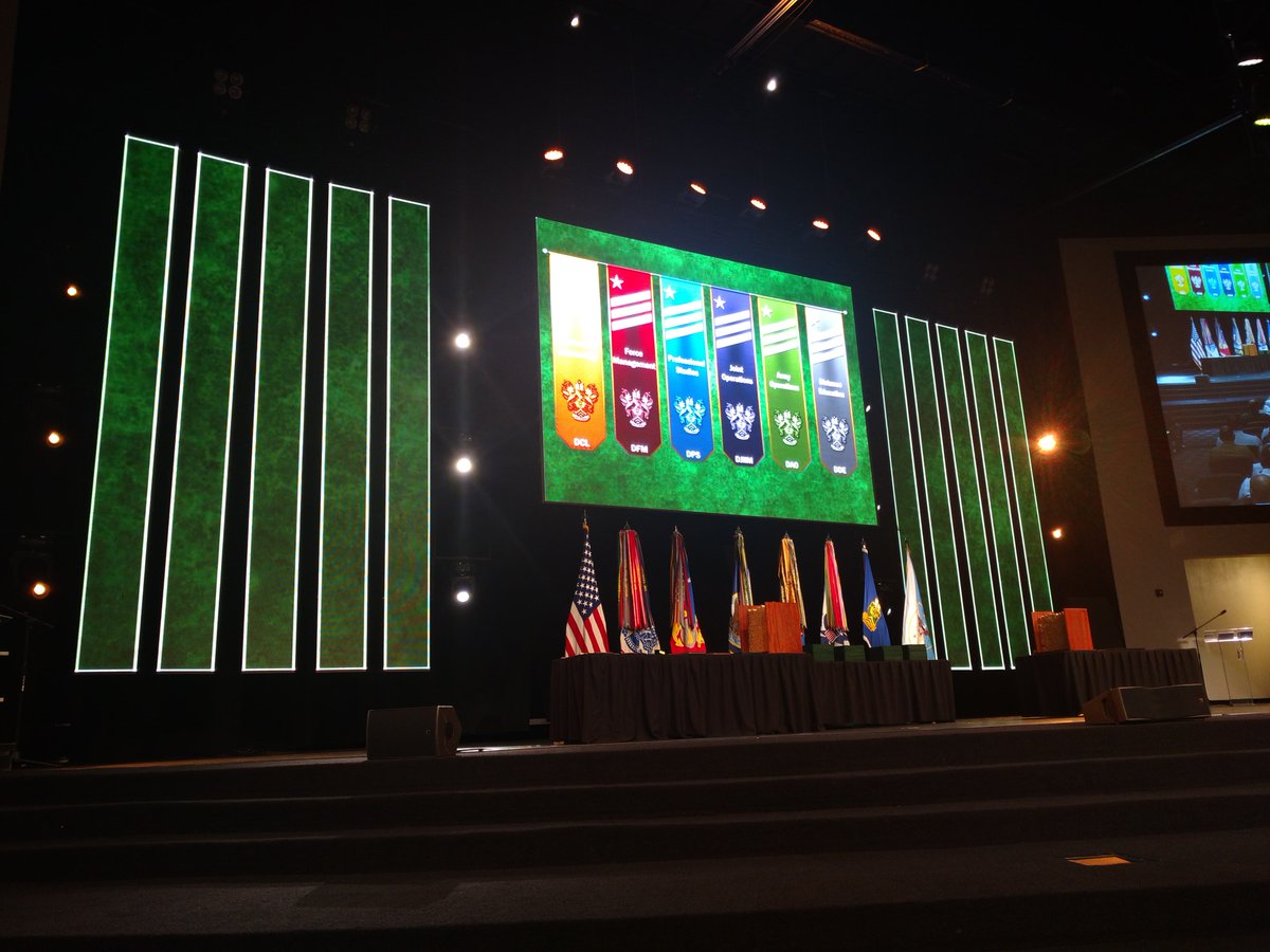 SgmHal's tweet image. The @NCOL_CoE and #USASMA held a historic graduation ceremony for  #Class69 and SMC-DL Class 7-19 (Class 44).  692 graduated from the SMC and will head out across the world to lead large organizations. I am so proud of them and our world class faculty that make this happen!