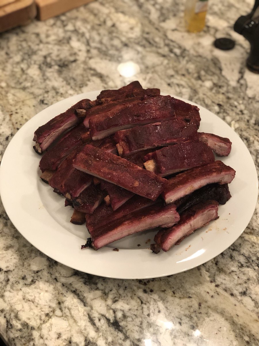 SLeibo23's tweet image. @HowToBBQRight Killed the St. Louis ribs thanks to #howtobbqright and #yoderys640!