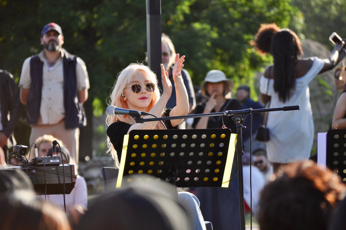 AsnSensation92's tweet photo. Taeyeon at Berlin Mauerpark
Our happy goddess
#taeyeon #snsd #taengo #kpop #berlin https://t.co/KRS1RSTsxH