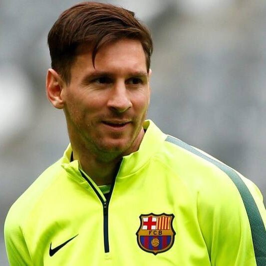 HAPPY 32ND BIRTHDAY LIONEL THE BEST TO EVER DO IT!  