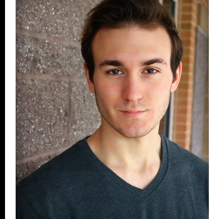 ProjectEle1's tweet photo. Jacob Thompson (Mason),a Junior at GMU, where he is studying musical theatre. He is excited to be working with some of the first friends and colleagues he met through theatre, and he is absolutely amazed at the brilliant work put together by Hannah Smetek. https://t.co/Xp3Uhx7GlI
