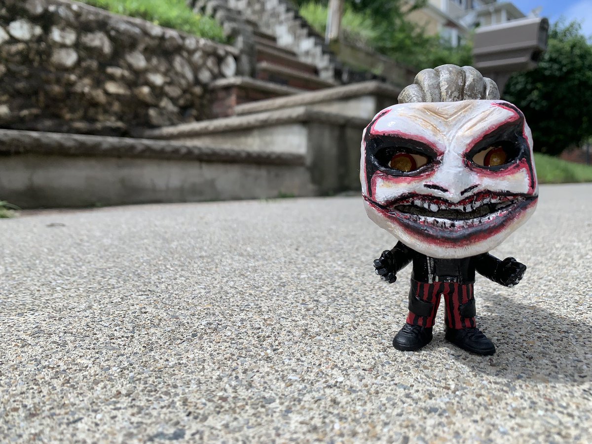 JessieMaria17's tweet photo. Fan made custom Funko Pop of @WWEBrayWyatt @WWENetwork  #Funko #FunkoPOP #WWE https://t.co/rQDOjIWG1y