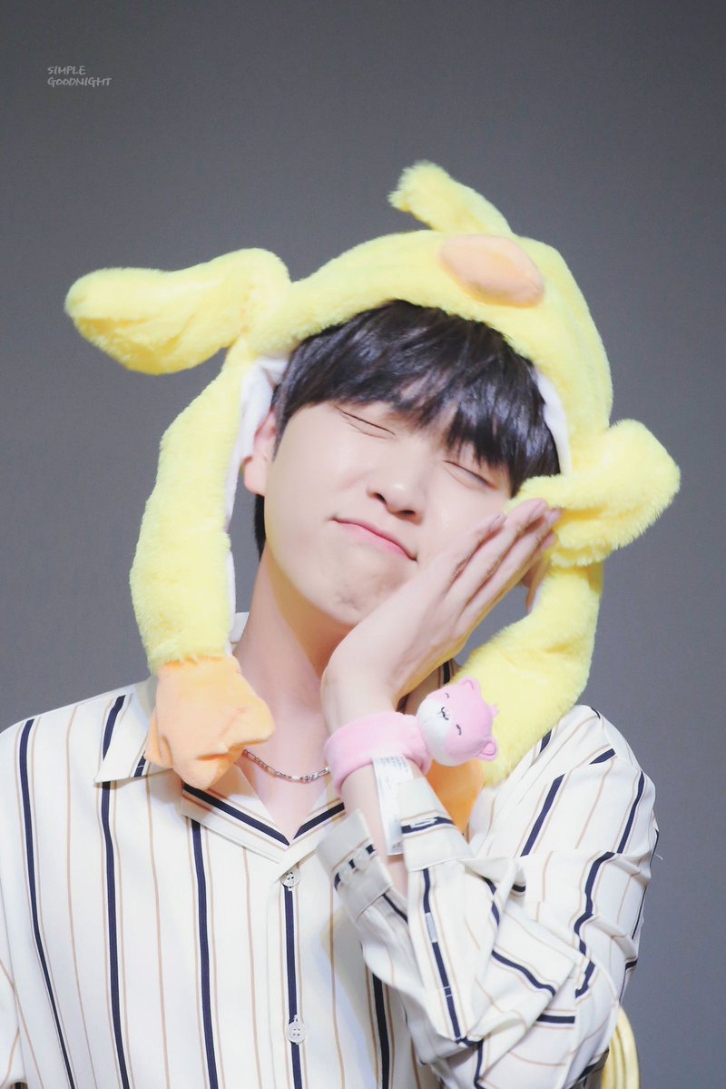 B1A4STBR's tweet photo. [FOTO] (190623) Sandeul Solo Comeback | 4º Fansign One Fine Day

cr: @simplegoodnight @real_deulleim @To_SANDEUL0320

+ FOTOS: https://t.co/IX07MoPcEm

#SANDEUL_COMEBACK #산들_날씨좋은날 #산들 #B1A4 #Sandeul https://t.co/pXzIwwWCkQ