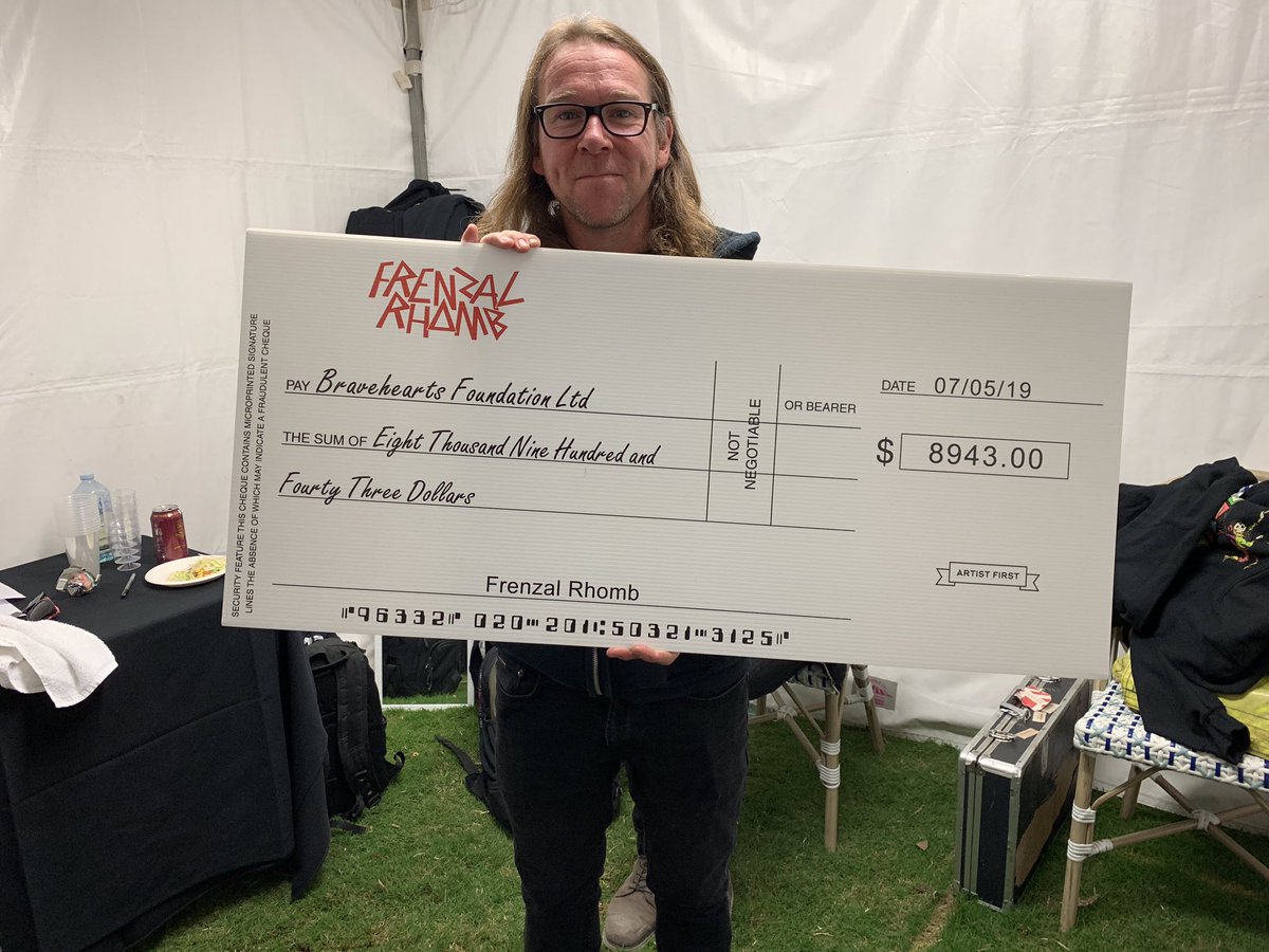 Frenzalofficial's tweet image. Pretty stoked to present a novelty oversized cheque to @BraveheartsInc this weekend, for all those sweet Pell Awaits shirts you legends bought. Cheers to everyone involved. Except George Pell, if god exists then you’re going to hell.