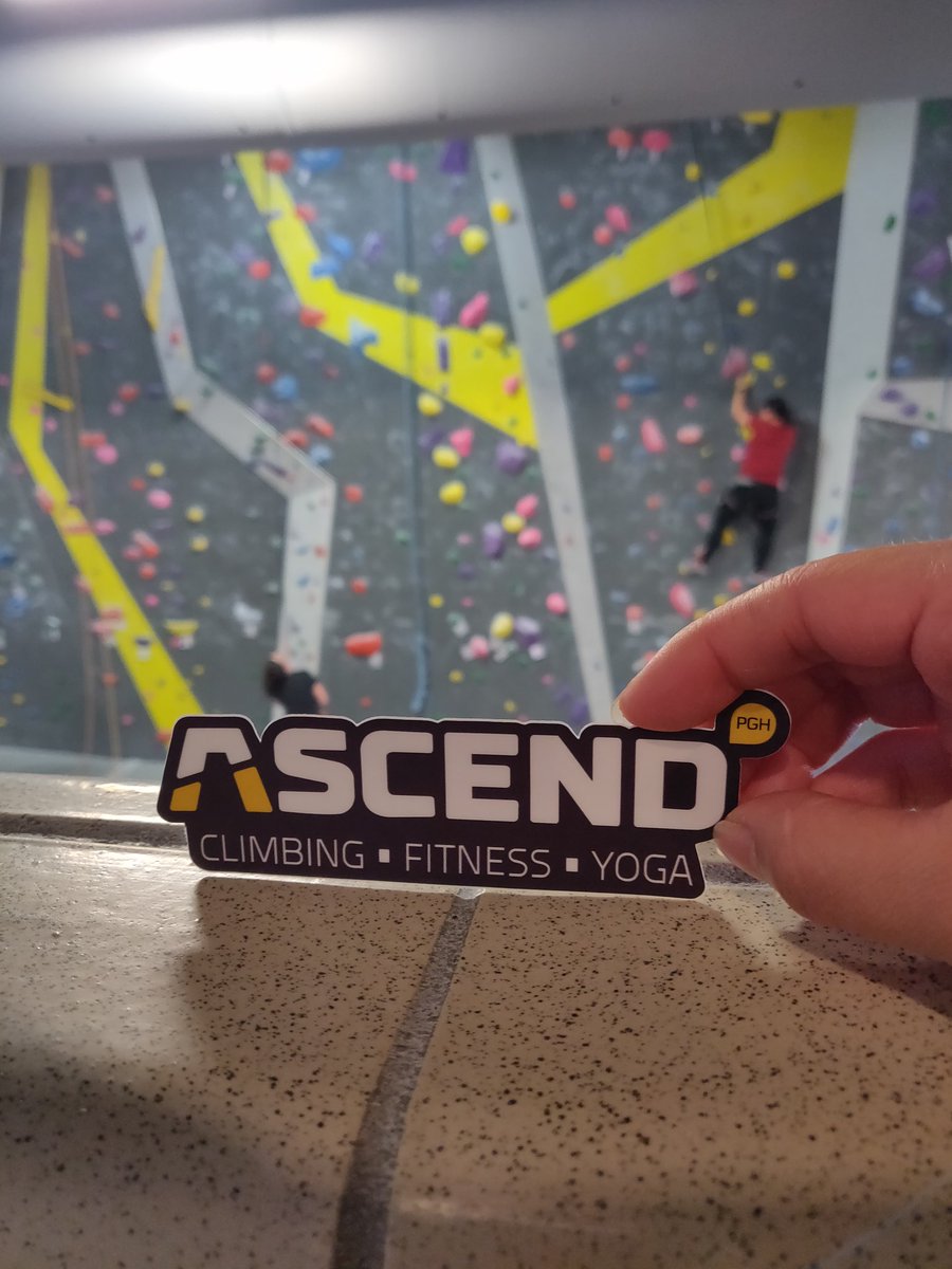 EFu_78's tweet photo. #SundayFunday and my first attempt at rock climbing. Thanks for the fun event, @AscendPgh and @YelpPittsburgh! π§ πͺ #iworkouttoeat #fittsburgh #pittsburghgym #yelpelite #yelppittsburgh https://t.co/0M6QV42O6p