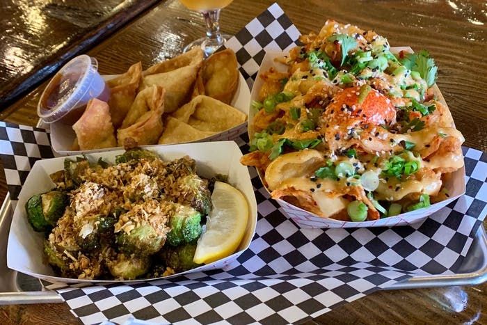 At long last, LynLake Brewery now also serves food (and it's good) buff.ly/2ZEmWZ2