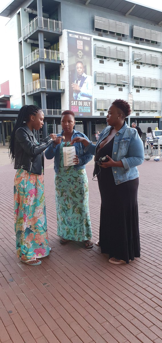 KwaneleSiqoko's tweet photo. #VDJ2019 #Fact19
#FactDurbanRocks
#DurbanJuly2019 #WozeDurban
#TiraSiseDurban #TiraSiseDurban @DJTira https://t.co/xXIXwmUwYv