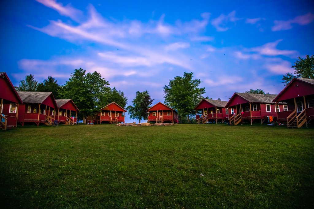 Dear First Time Sleepaway Camper, manvsmommy.wordpress.com/2019/06/24/dea…