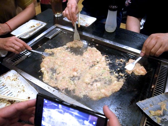 こうめ On Twitter ブログを更新しました 今回は まるちゃん 三河島でもんじゃ焼きとお好み焼き ブログはこちら Https T Co Qojyjxal5w 観光地化した月島より安いし美味しい やはりもんじゃは大勢でワイワイやるのが良いね また ブログランキング ポチ