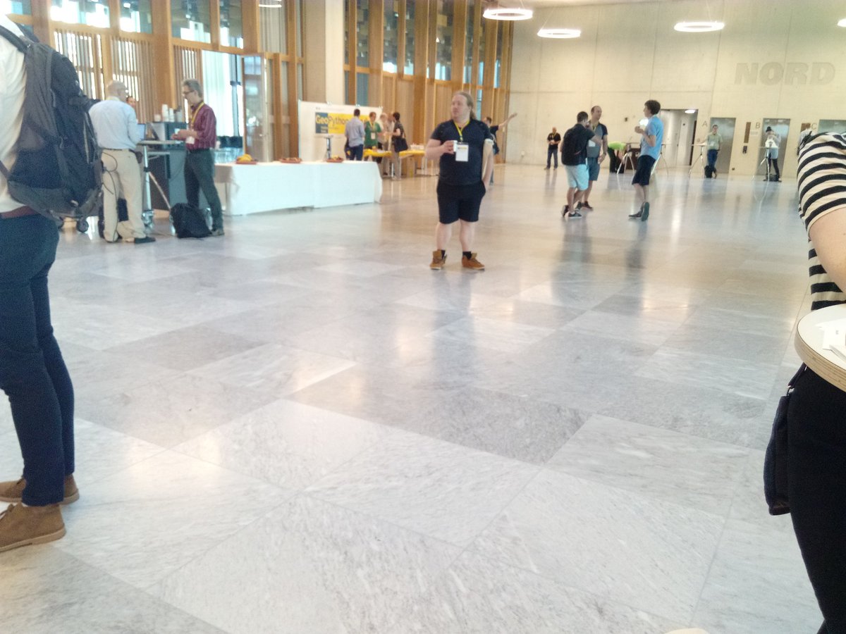 marcompte's tweet image. Getting ready for the #GeoPythonConf 2019.