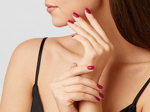 Eluxe Magazine (@eluxemagazine) on Twitter photo 10 #NonToxic fruity nail polishes for summer 🍏🍎🍐🍒🍑🥝🍓
By <a href="/clairespanish/">CISG</a>
eluxemagazine.com/beauty/non-tox…
<a href="/100percentpure/">100% PURE</a> <a href="/givenchy/">Givenchy</a> <a href="/JulepBeauty/">Julep</a> <a href="/KureBazaar/">Kure Bazaar</a> . <a href="/pacificabeauty/">Pacifica Beauty</a> <a href="/SmithandCult/">Smith & Cult</a>
… 10 #NonToxic fruity nail polishes for summer 🍏🍎🍐🍒🍑🥝🍓
By <a href="/clairespanish/">CISG</a>
eluxemagazine.com/beauty/non-tox…
<a href="/100percentpure/">100% PURE</a> <a href="/givenchy/">Givenchy</a> <a href="/JulepBeauty/">Julep</a> <a href="/KureBazaar/">Kure Bazaar</a> . <a href="/pacificabeauty/">Pacifica Beauty</a> <a href="/SmithandCult/">Smith & Cult</a>
…