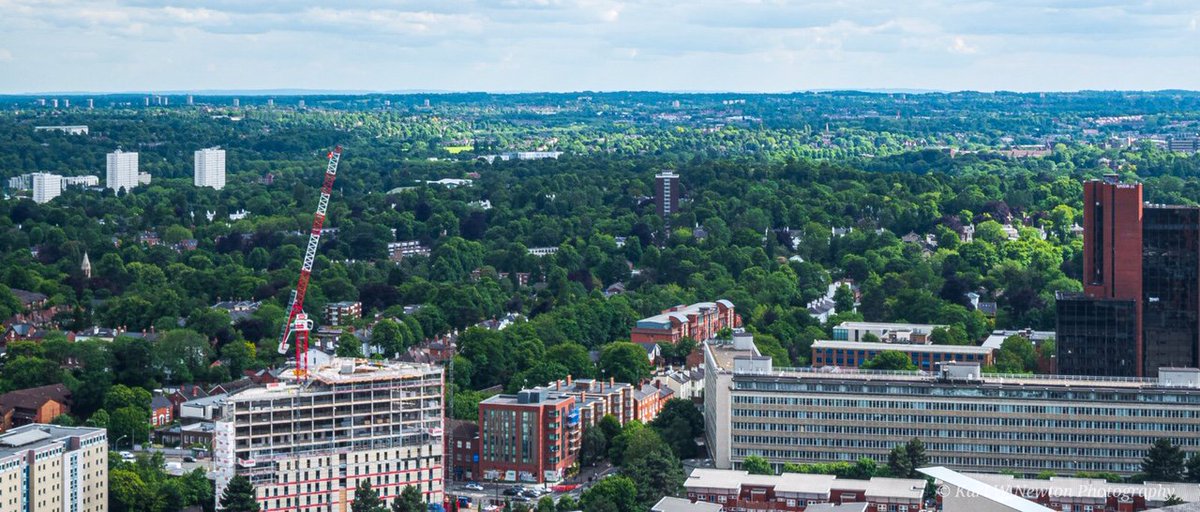 BuildsWeAre's tweet image. Go to ... ItsYourBuild.com/post/1788 for a stunning gallery of photos taken on Summer Solstice from the top of @WatesGroup Bank Tower 2 - what a view! #SkyHighBirmingham #BirminghamPassion #ConstructionwithCommunity