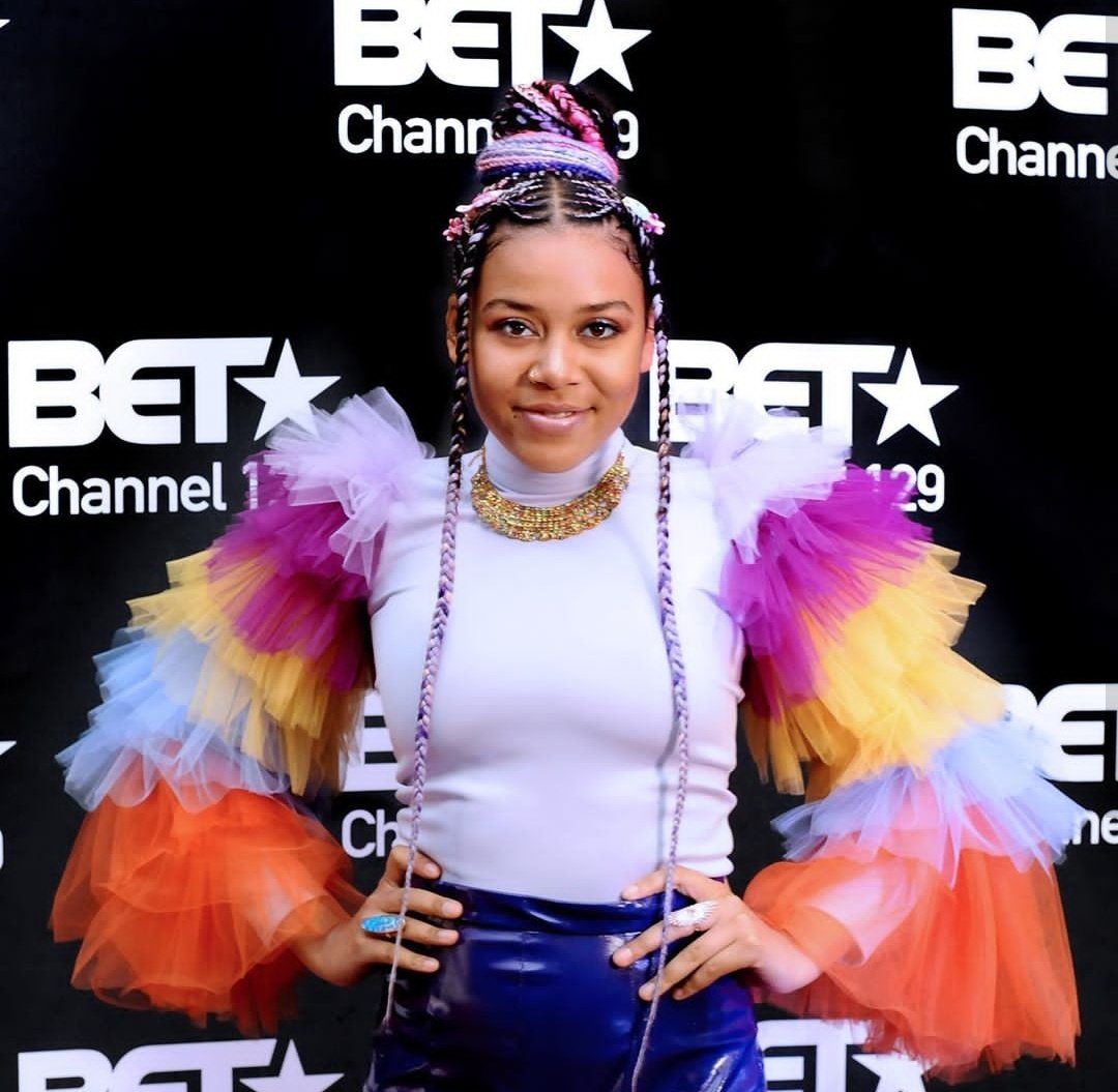 GovernmentZA's tweet photo. Congratulations to Limpopo’s very own Champion and South Africa’s rising star, Sho Madjozi on bagging the BET Best New International Act Award. Ha ku khensisa ntombhi ya Mugaza, Afrika-Dzonga ya ti nyungubyisa hi wena! https://t.co/OYAH7Lxggi