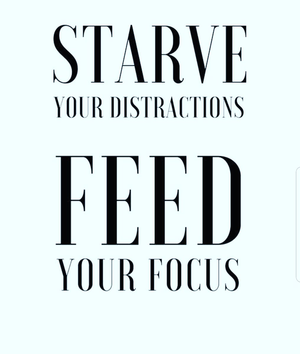 TinaZavalza's tweet image. Happy Monday Fellow Tweedos! Remember to remain laser focused on your goals and steer clear of your distractions! #alwaysgoaldigging #stayfocused #motivation #nodistractions #goals #healthylifestyle #positiveenergy #ridthetoxins