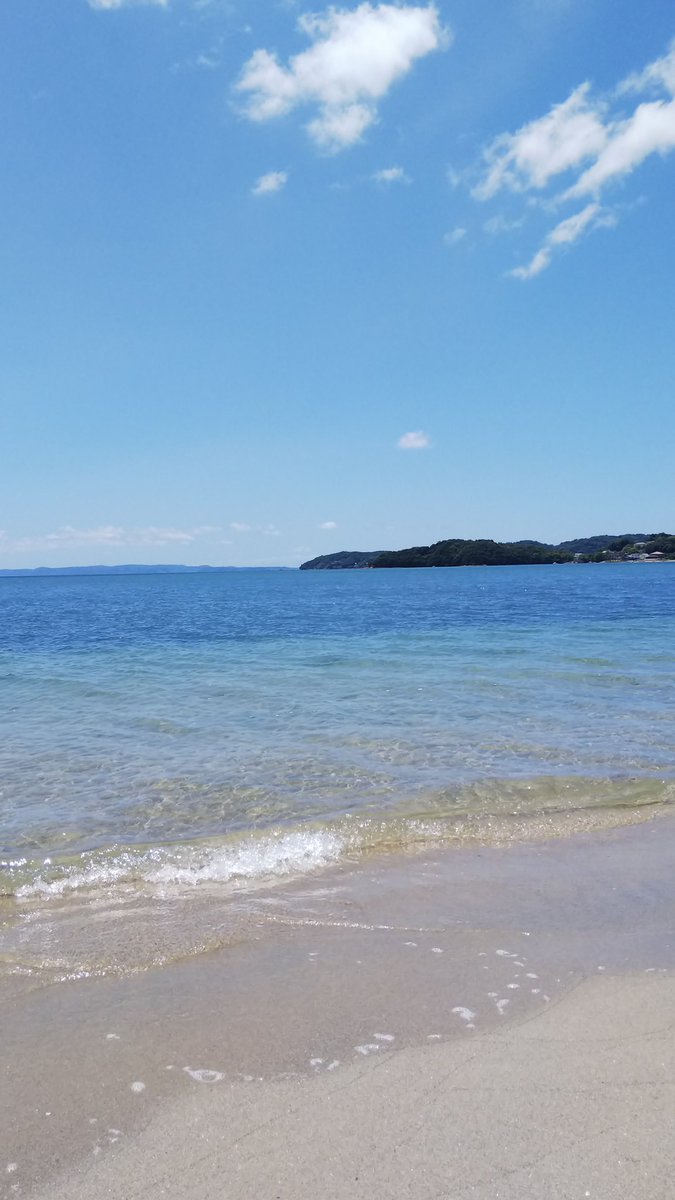 ちかこんぶ 昨日は夏が来た って位 晴天で風も心地よくて海も綺麗で思わず写メ 糸島の海岸沿いはプチオシャレなお店も増えてきて少しずつ賑やかになってきた 糸島海 糸島から唐津の海岸沿い