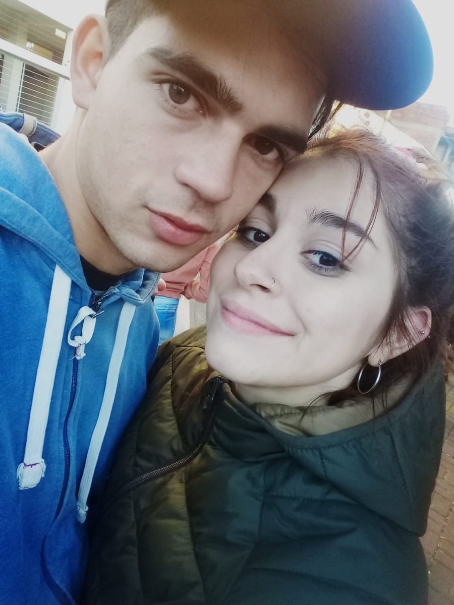 gonzaaracing25's tweet photo. No sé que haría sin vos,sos todo lo que está bien,te amo para siempre hermosa ♥️ https://t.co/WSCll7XSYh