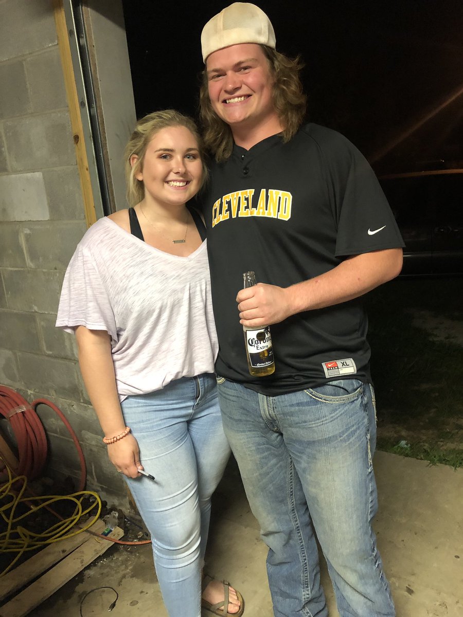 atchapo_'s tweet image. Honestly couldn’t be more happy with life with you in it 😘💞