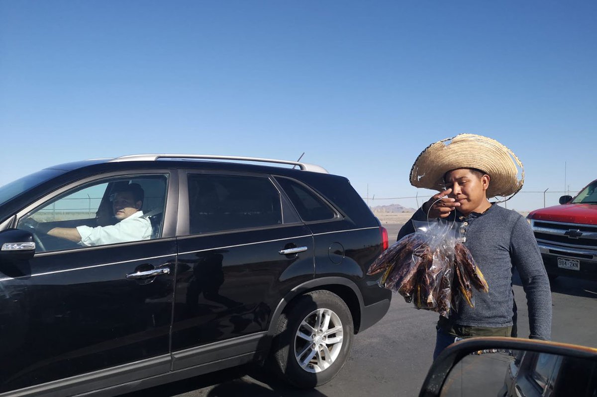 rainer_zietlow's tweet photo. We got to the US-Mexico border.
#panamericana #vwpanamericana #amarokv6panamericana
#worldrecordpanamericana https://t.co/rvo0zA19sg
