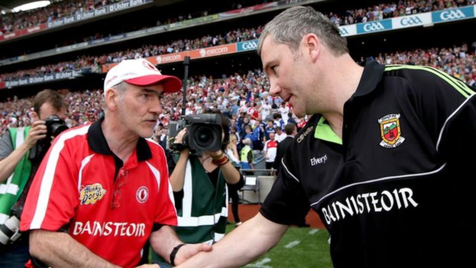JoeSeward1's tweet photo. All eyes @morningireland for Round 3 Qualifier Draw @Darrenfrehill @SeanCavanagh14
Some real Heavyweights @MayoGAA  @TyroneGAALive 
Rapidly Improving @Armagh_GAA &amp; @KildareGAA 
@GaaClare solid under Colm Collins .
Also @westmeath_gaa @CLGLaois @Offaly_GAA 
#GAA
#QualifierDraw https://t.co/7R6GBJjXYf
